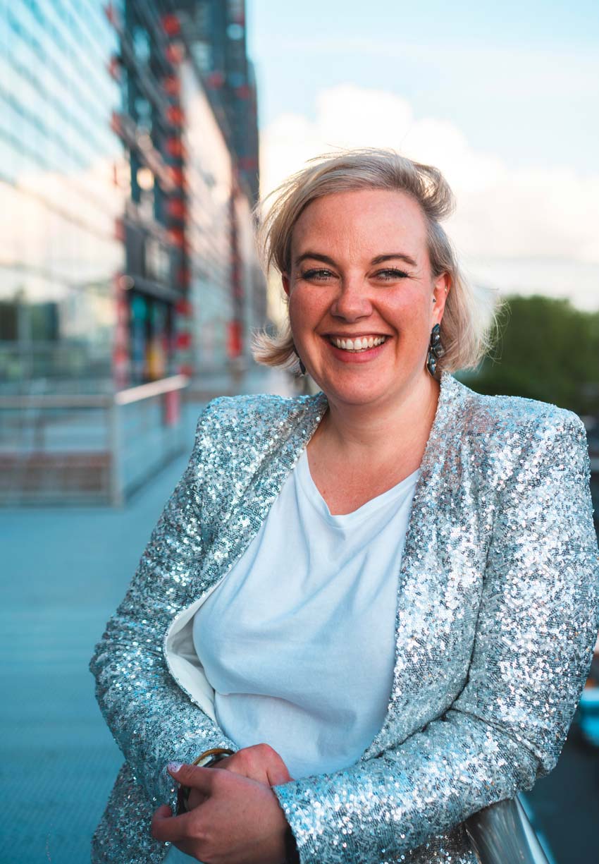 charlotte goubin girls in paillettes