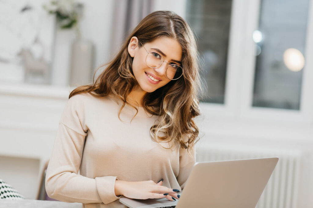 reconversion femme avec le cnam